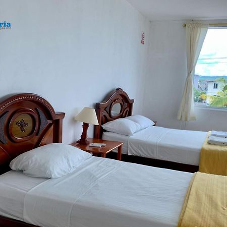 Gloria - Galapagos Inn Puerto Ayora  Buitenkant foto
